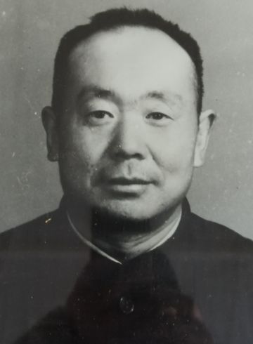父黄如泽 纪念堂