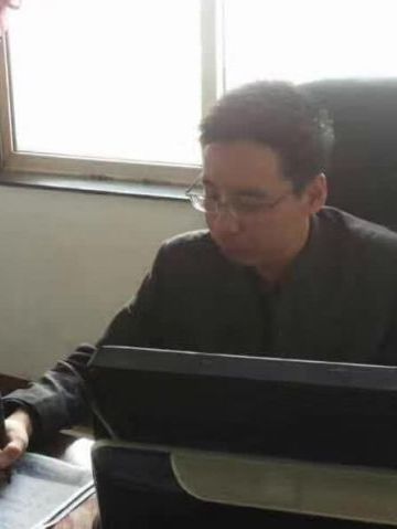 张日红 纪念堂
