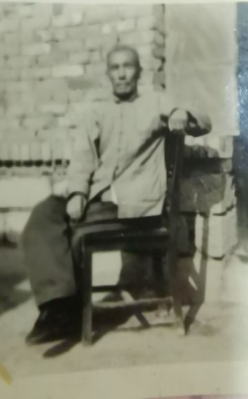 岳成义 纪念堂