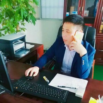 万文峰 纪念堂