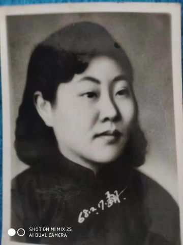 崔秀菊 纪念堂