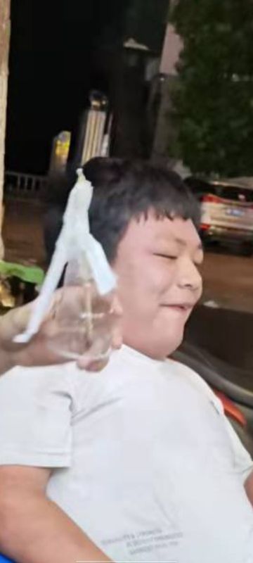 刘威 纪念堂