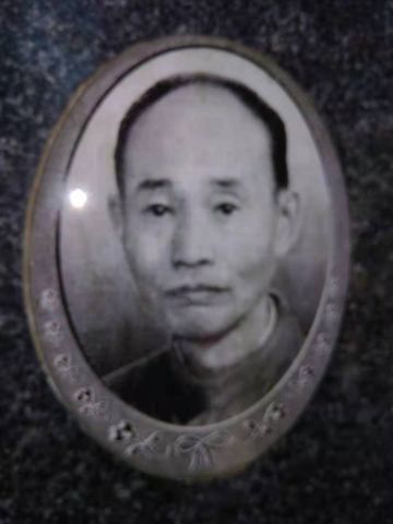 石梅松 纪念堂