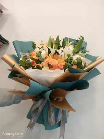 杨意红 纪念堂