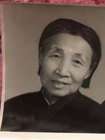 滕永花 纪念堂