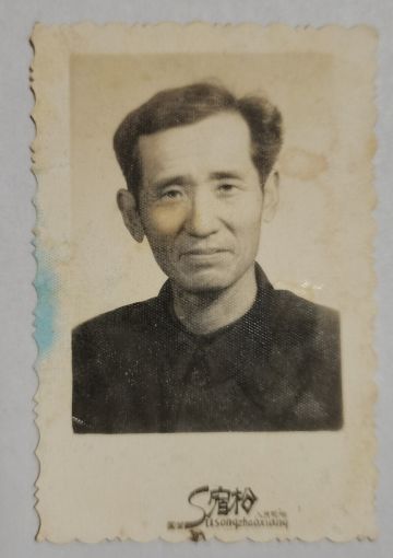 唐华明 纪念堂