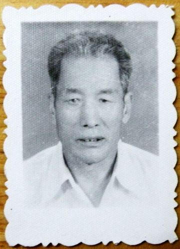 何长有 纪念堂