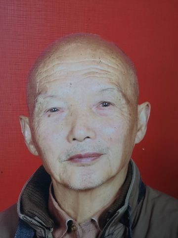 龙世烈 纪念堂