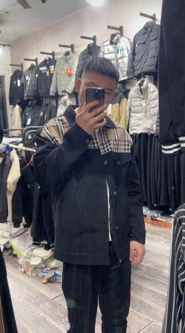 张诚 纪念堂