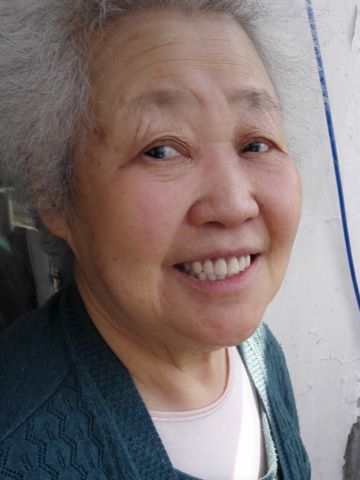 李红 纪念堂