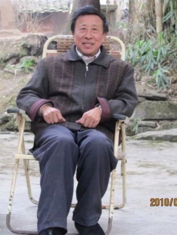 何文越 纪念堂