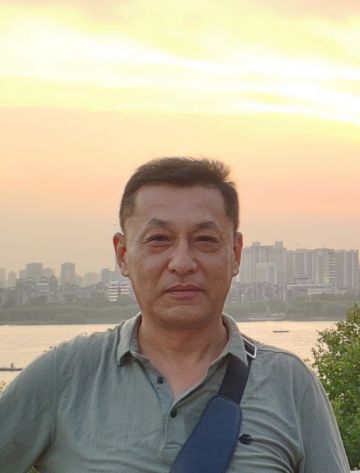 李潮 纪念堂
