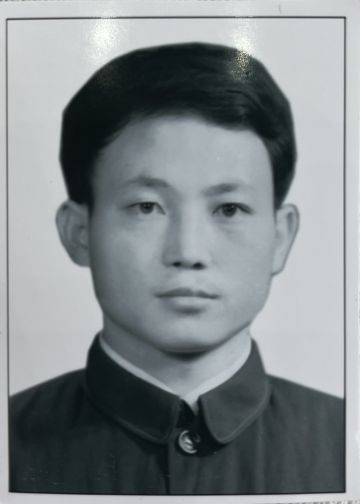 张景华 纪念堂