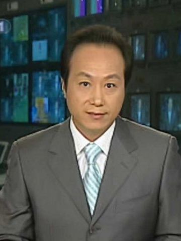 罗京 纪念堂