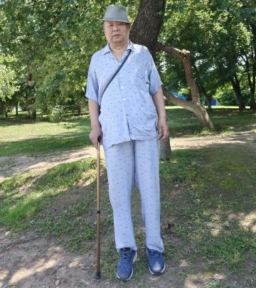 王荣华 纪念堂