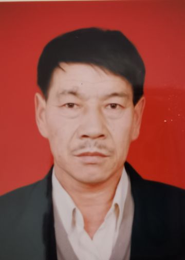 李新义 纪念堂