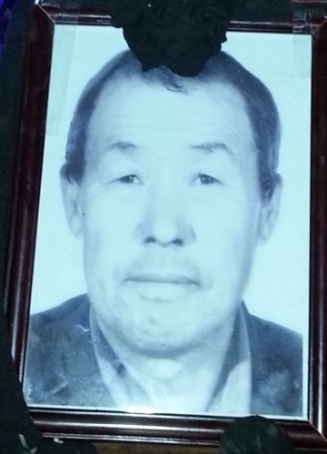 张忠 纪念堂