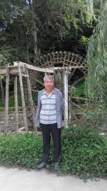 丁毅 纪念堂