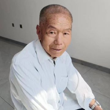 尹连起 纪念堂