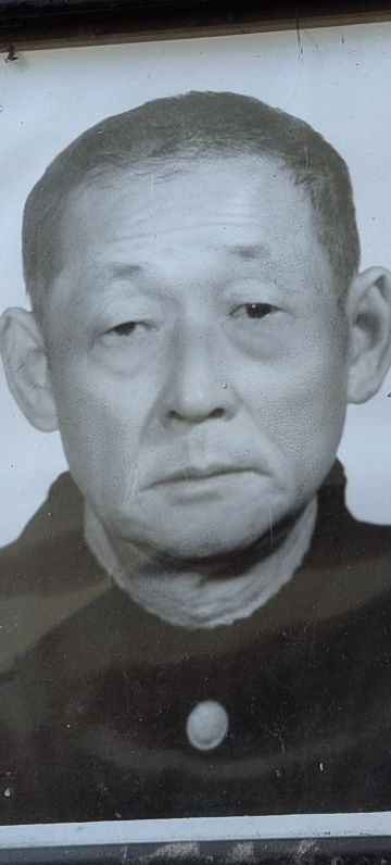 金初地 纪念堂