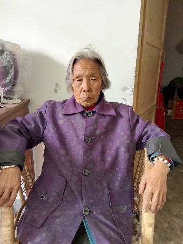 奶奶 纪念堂